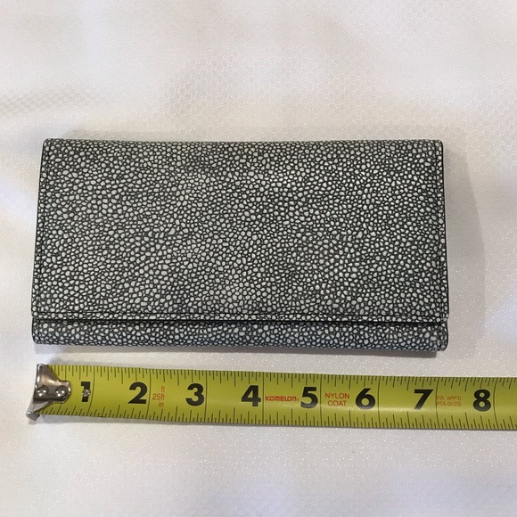 Bundle Tory Burch Zip Continental Purple Leather Wallet and Halogen Gray Wallet - Picture 8 of 12